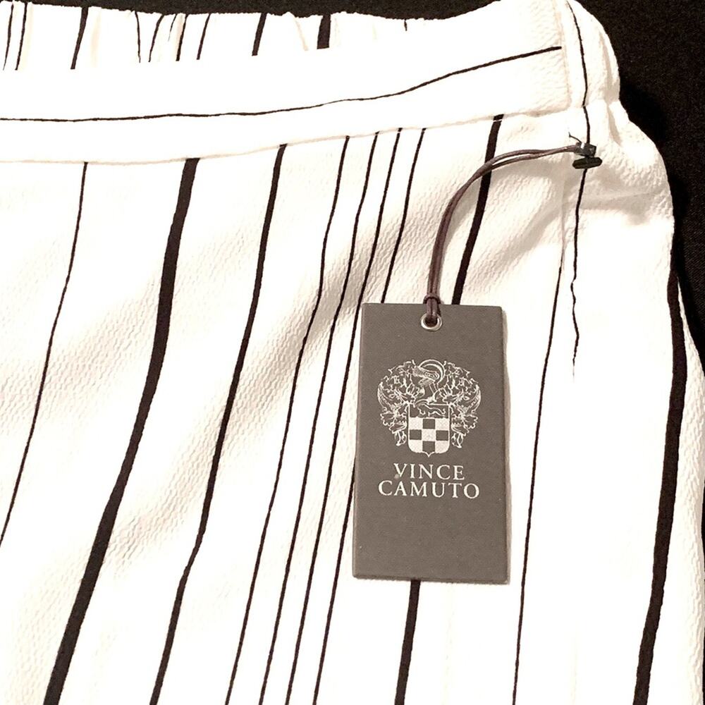 Vince Camuto Womens Pull On Pants Sz. Small Mid Rise White Black Stripe Classic